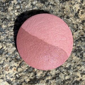 Victoria's Secret "sun expected" blush tester